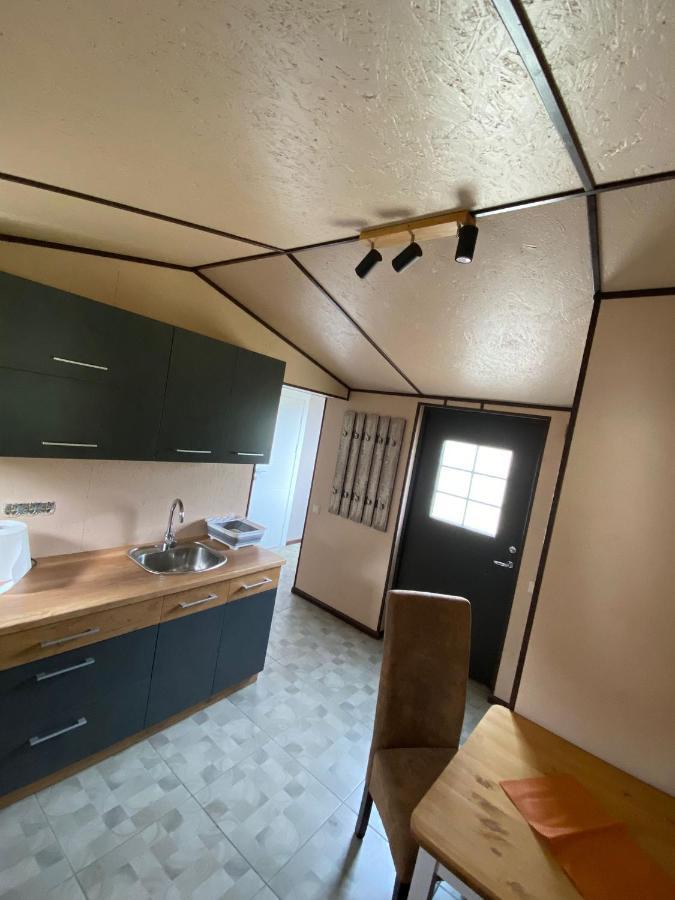 Guest House Sunny Jurmala Luaran gambar